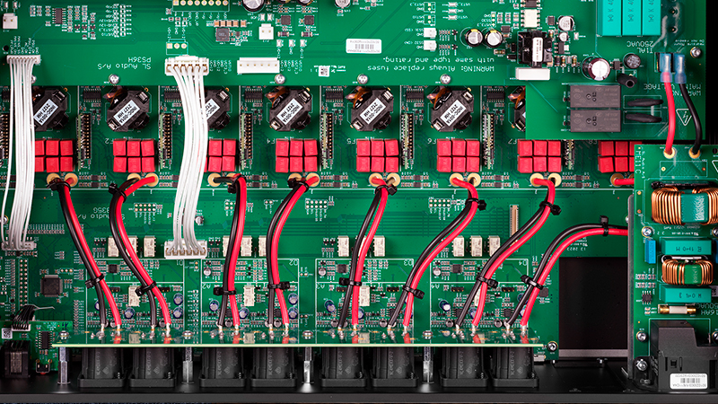 Lyngdorf MXA-8400 amplifier inside