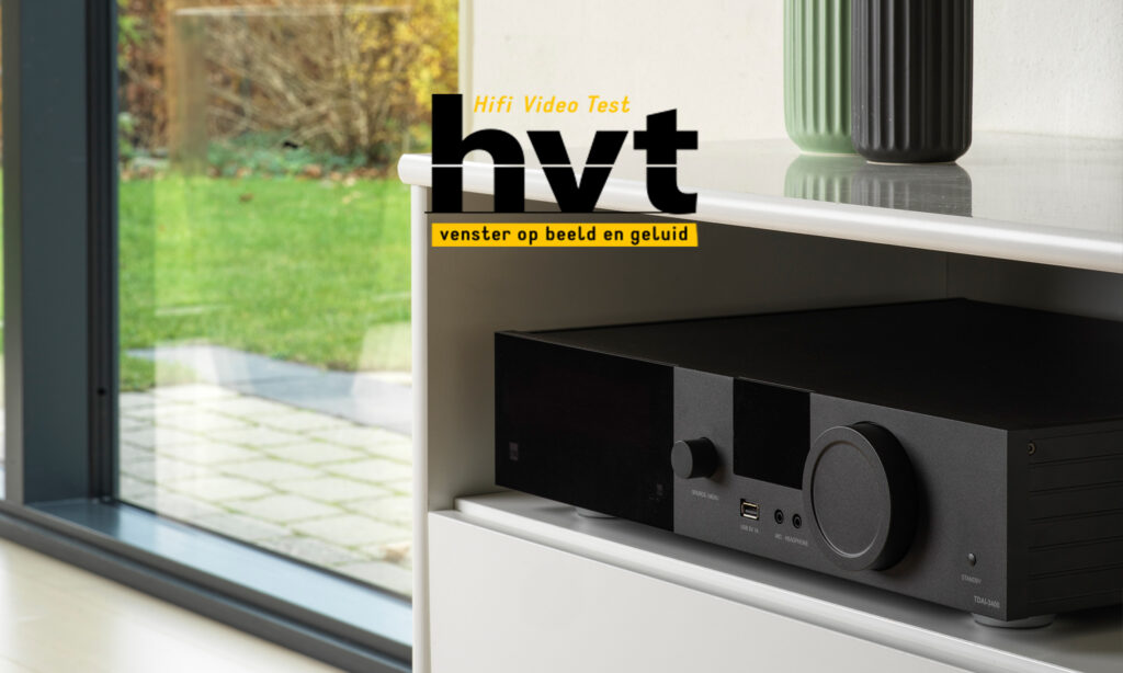 Lyngdorf TDAI-3400 amplifier in a white furniture